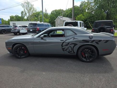 Used 2023 Dodge Challenger SRT Hellcat RWD image 17