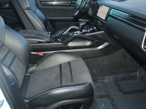Certified 2023 Porsche Cayenne GTS image 26