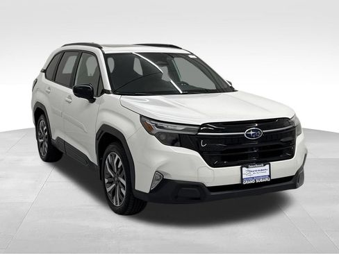 Used 2026 Subaru Forester Touring AWD/4WD image 8