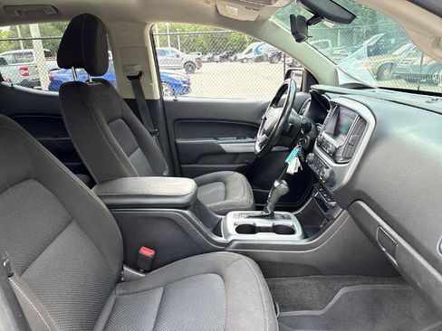 Used 2017 Chevrolet Colorado LT w/ LT Convenience Package AWD/4WD image 28