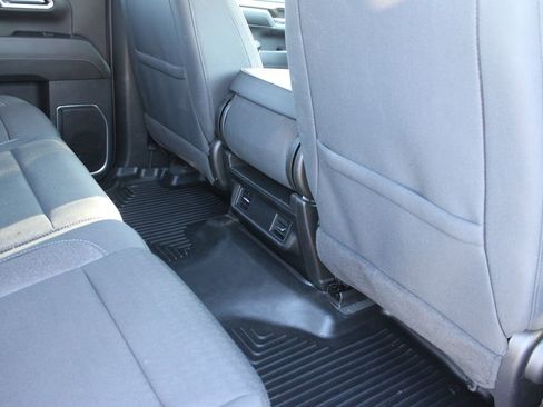 Used 2024 Chevrolet Silverado 2500 LT image 50