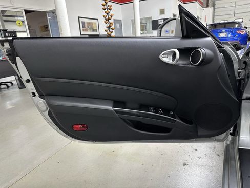 Used 2008 Nissan 350Z Grand Touring image 12
