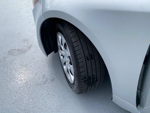 Used 2024 Toyota Corolla LE FWD image 20