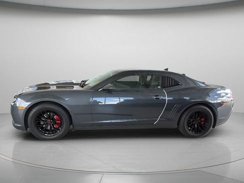 Used 2015 Chevrolet Camaro LS RWD image 2