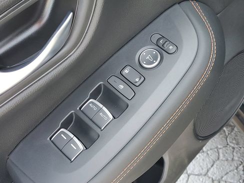 New 2027 Honda HR-V Sport image 8