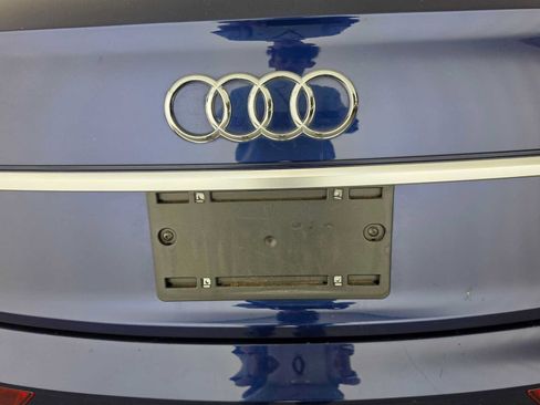 Used 2023 Audi Q5 2.0T Premium w/ Convenience Package AWD/4WD image 13