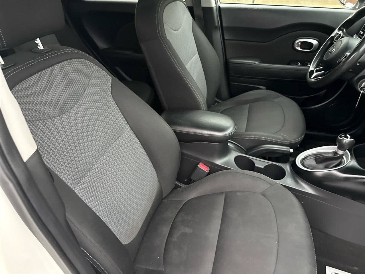 Used 2019 Kia Soul + FWD image 25