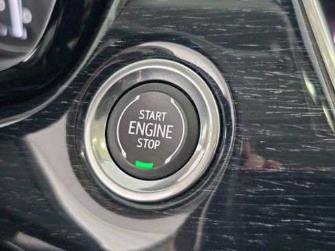Certified 2024 Cadillac XT6 Premium Luxury w/ Technology Package FWD image 31
