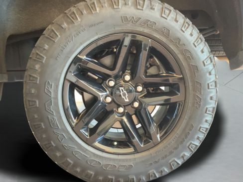 Used 2022 Chevrolet Silverado 1500 LT Trail Boss w/ Convenience Package II AWD/4WD image 35
