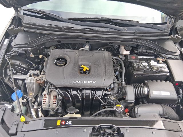 Used 2017 Hyundai Elantra Value Edition FWD image 18