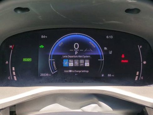 Used 2025 Toyota Camry SE FWD image 24