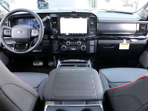 New 2026 Ford F250 Lariat w/ Black Appearance Package AWD/4WD image 29