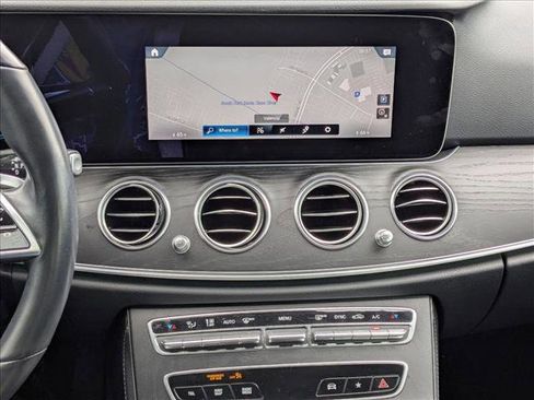 Used 2022 Mercedes-Benz E 450 4MATIC Sedan image 13