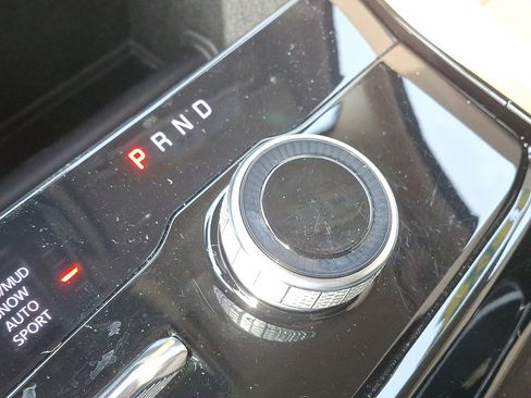 Certified 2022 Jeep Grand Cherokee L Limited image 30