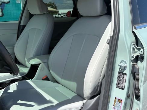 Certified 2024 Hyundai Kona Limited image 11