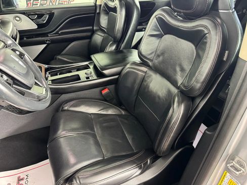 Used 2020 Lincoln Aviator Reserve w/ Equipment Group 202A image 35