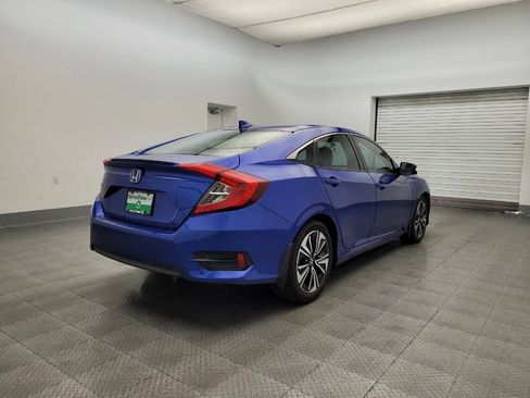 Used 2017 Honda Civic EX-T image 9