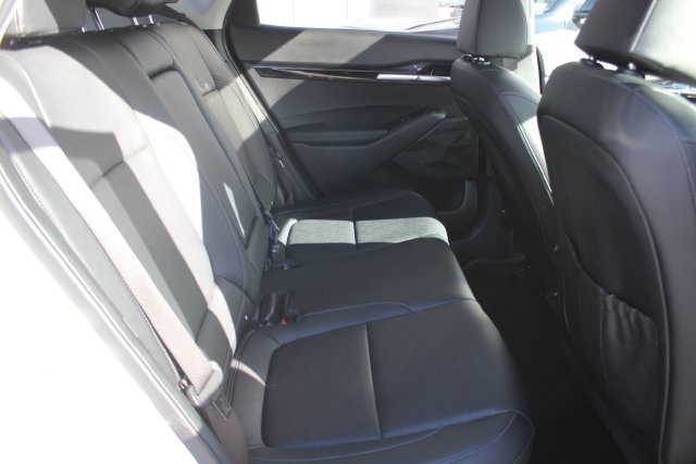 Used 2024 Kia Seltos SX w/ SX Sunroof Package AWD/4WD image 32
