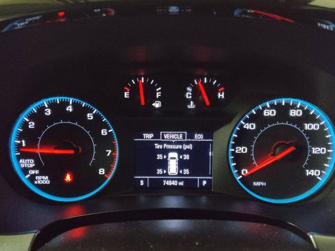 Used 2020 Chevrolet Traverse LS image 23