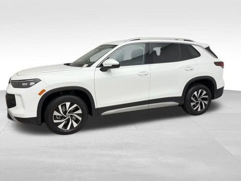 Certified 2025 Volkswagen Tiguan S AWD/4WD image 6