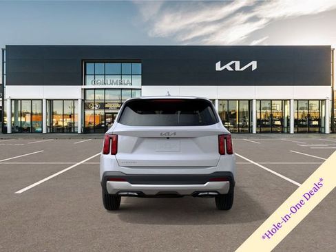 New 2026 Kia Sorento LX image 5