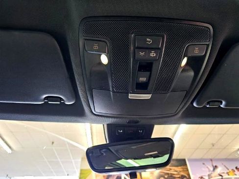 Used 2016 Mercedes-Benz CLA 250 image 21