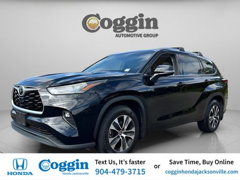 Used 2020 Toyota Highlander XLE image 1