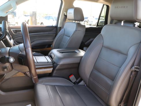 Used 2019 GMC Yukon Denali w/ Denali Ultimate Package AWD/4WD image 14