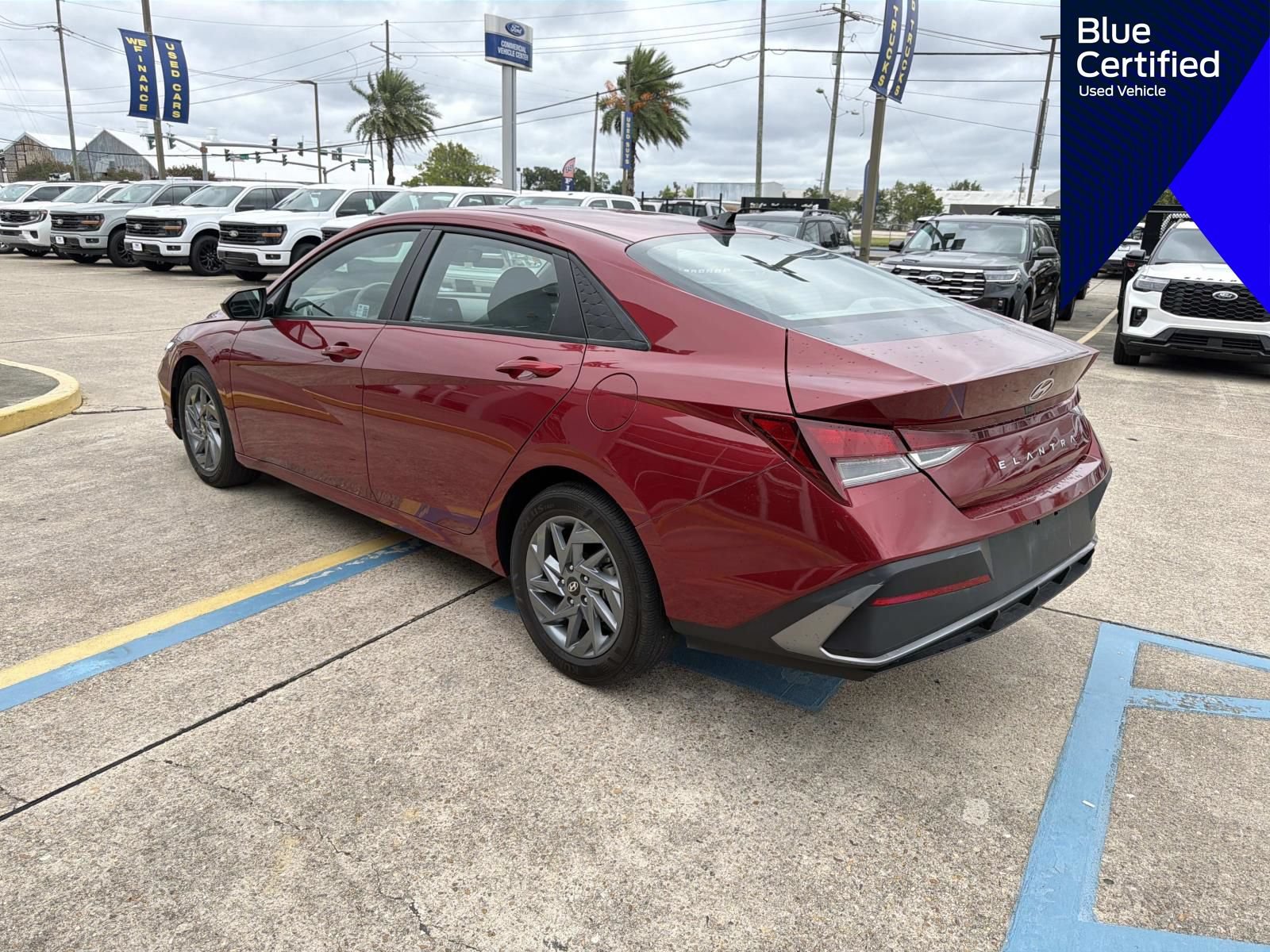 Used 2024 Hyundai Elantra SEL FWD image 8