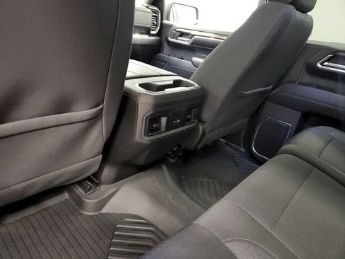 Used 2024 Chevrolet Silverado 1500 RST w/ Z71 Off-Road Package AWD/4WD image 37