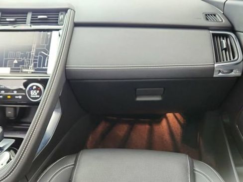 Used 2024 Jaguar E-PACE R-Dynamic SE image 36