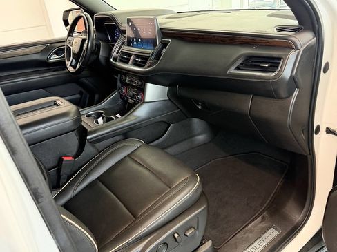 Used 2022 Chevrolet Tahoe Premier AWD/4WD image 25