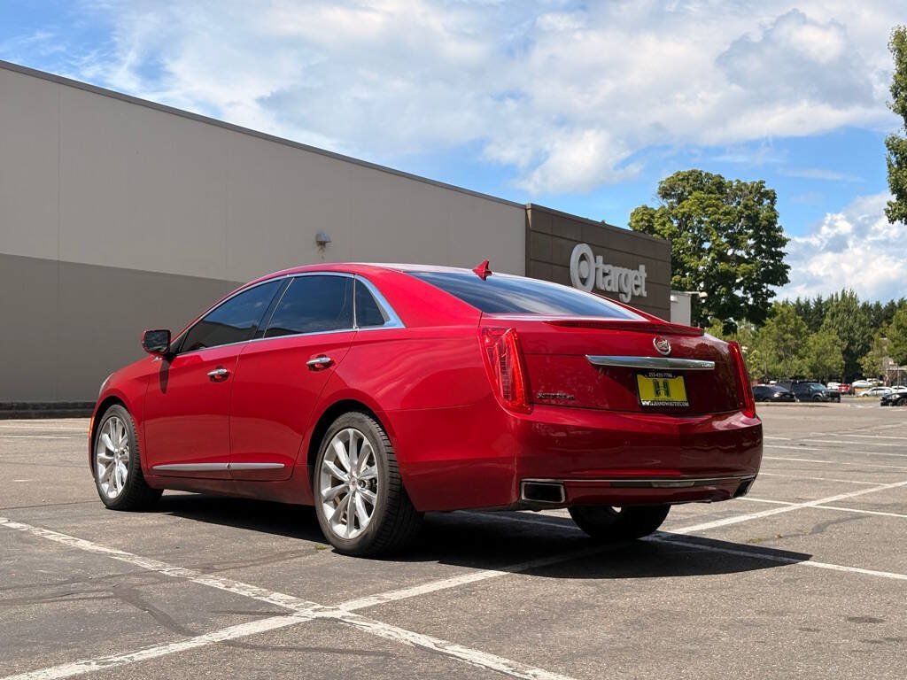 Used 2013 Cadillac XTS Premium AWD/4WD image 3
