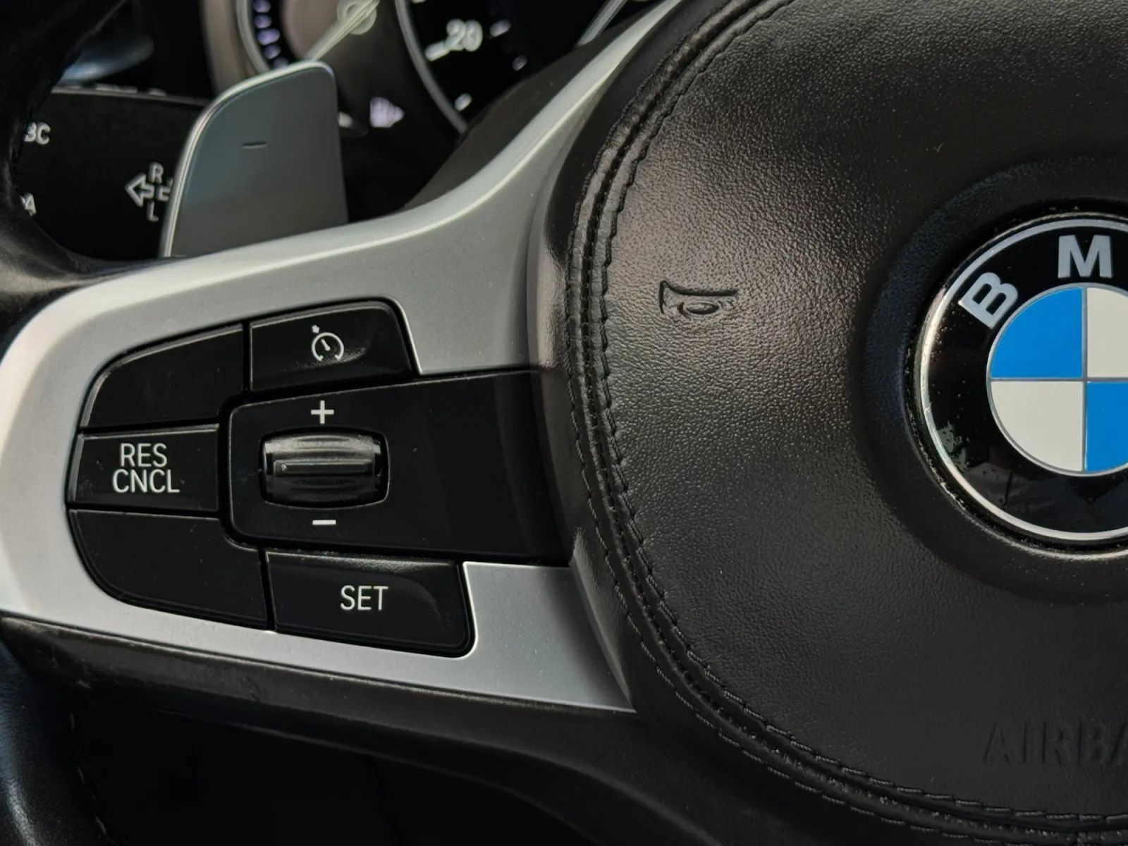 Used 2017 BMW 540i RWD image 28