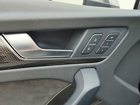 Used 2025 Audi SQ5 Premium Plus AWD/4WD image 25