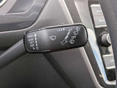 Used 2018 Volkswagen Tiguan S AWD/4WD image 23
