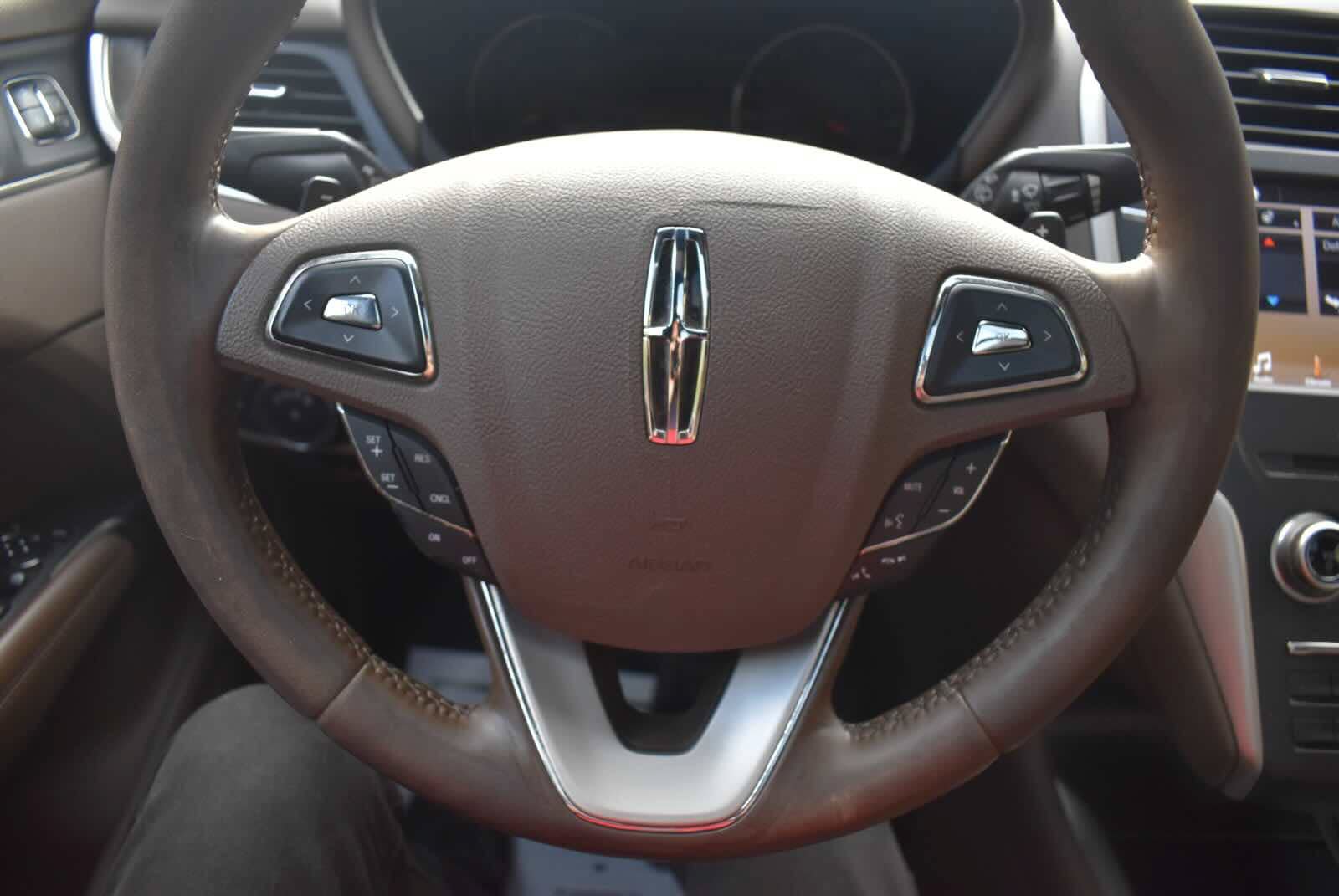 Used 2017 Lincoln MKC Reserve w/ Lincoln MKC Climate Package AWD/4WD image 25