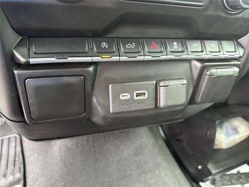 Used 2021 Chevrolet Silverado 1500 Custom RWD image 27