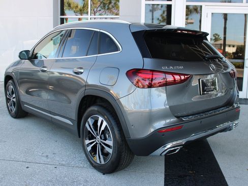 New 2026 Mercedes-Benz GLA 250 GLA 250 image 3