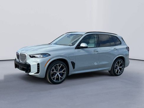 New 2026 BMW X5 xDrive50e w/ M Sport Package image 7