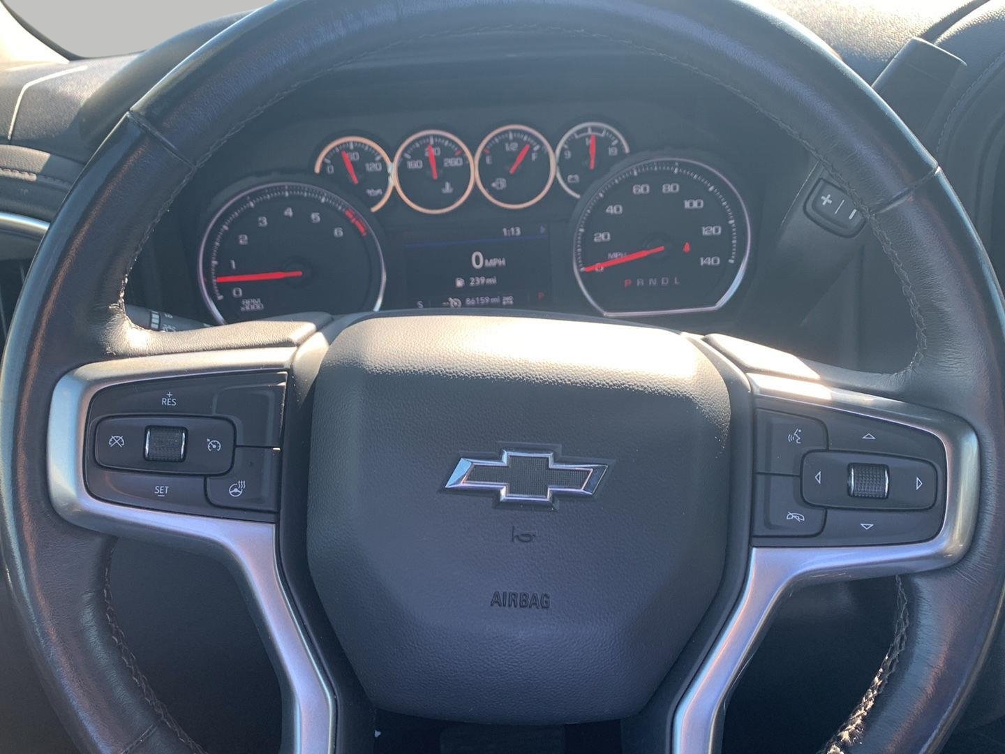 Used 2022 Chevrolet Silverado 1500 RST AWD/4WD image 9