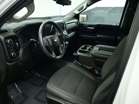 Used 2022 Chevrolet Silverado 1500 Custom image 12