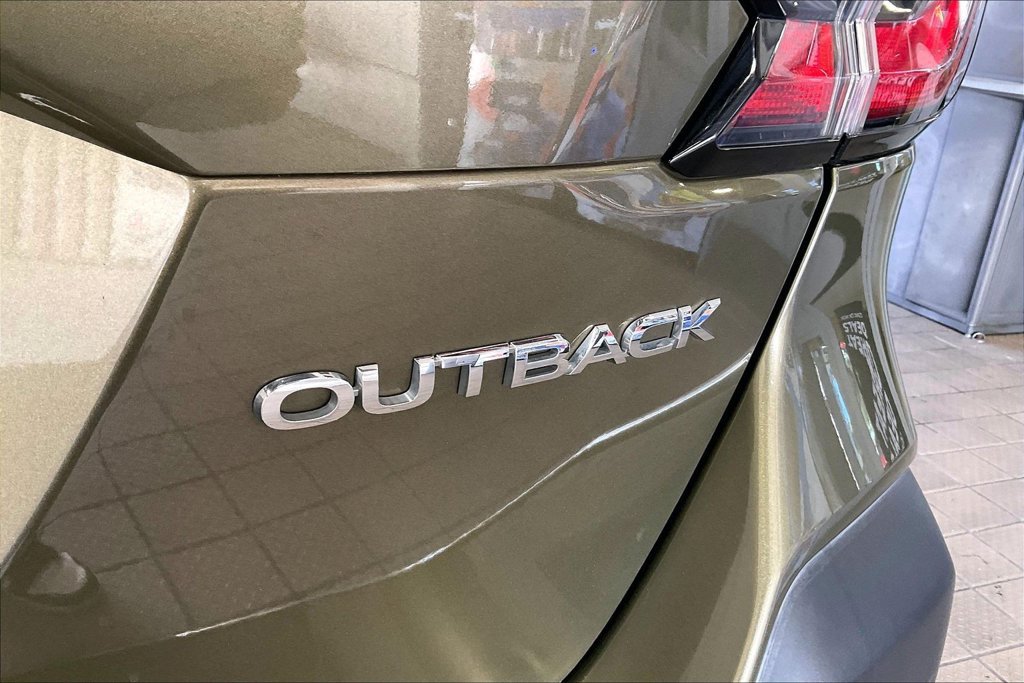 Used 2024 Subaru Outback Limited AWD/4WD image 17