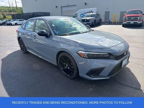 Used 2024 Honda Civic Sport image 1