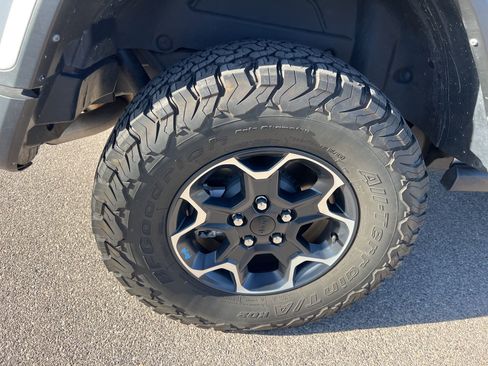 Used 2023 Jeep Wrangler Unlimited Rubicon 4xe w/ Cold Weather Group AWD/4WD image 13