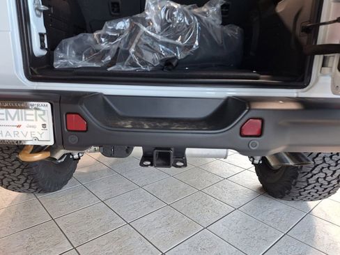 New 2025 Jeep Wrangler Unlimited Rubicon 392 image 17