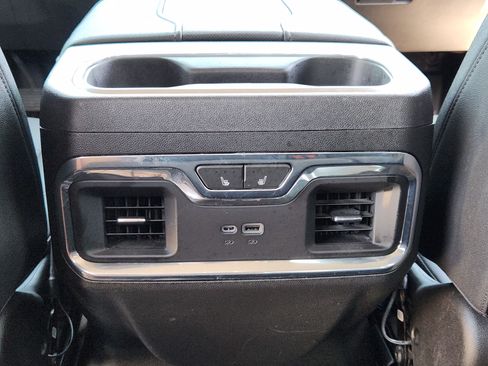Used 2023 Chevrolet Silverado 1500 LTZ AWD/4WD image 31