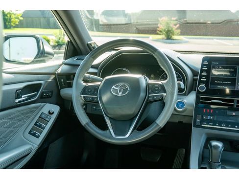 Used 2022 Toyota Avalon Limited w/ Advanced Safety Package FWD image 21