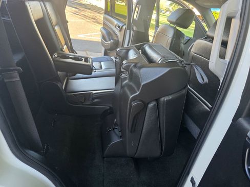 Used 2018 Chevrolet Tahoe LT image 33