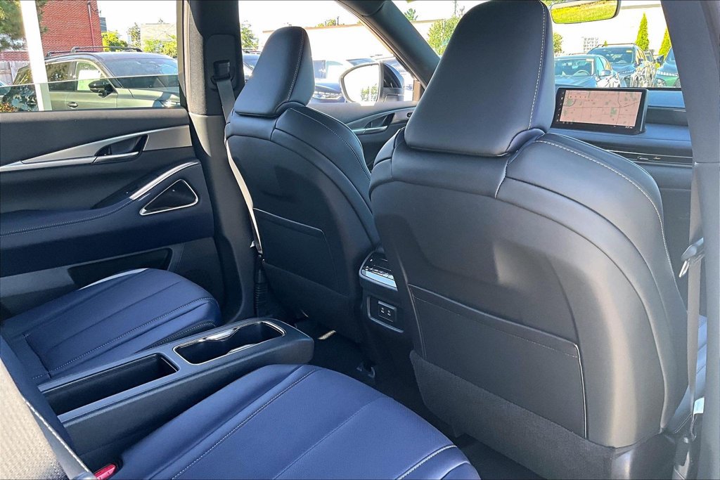 Certified 2027 INFINITI QX60 Sport w/ Dark Cargo Package AWD/4WD image 29